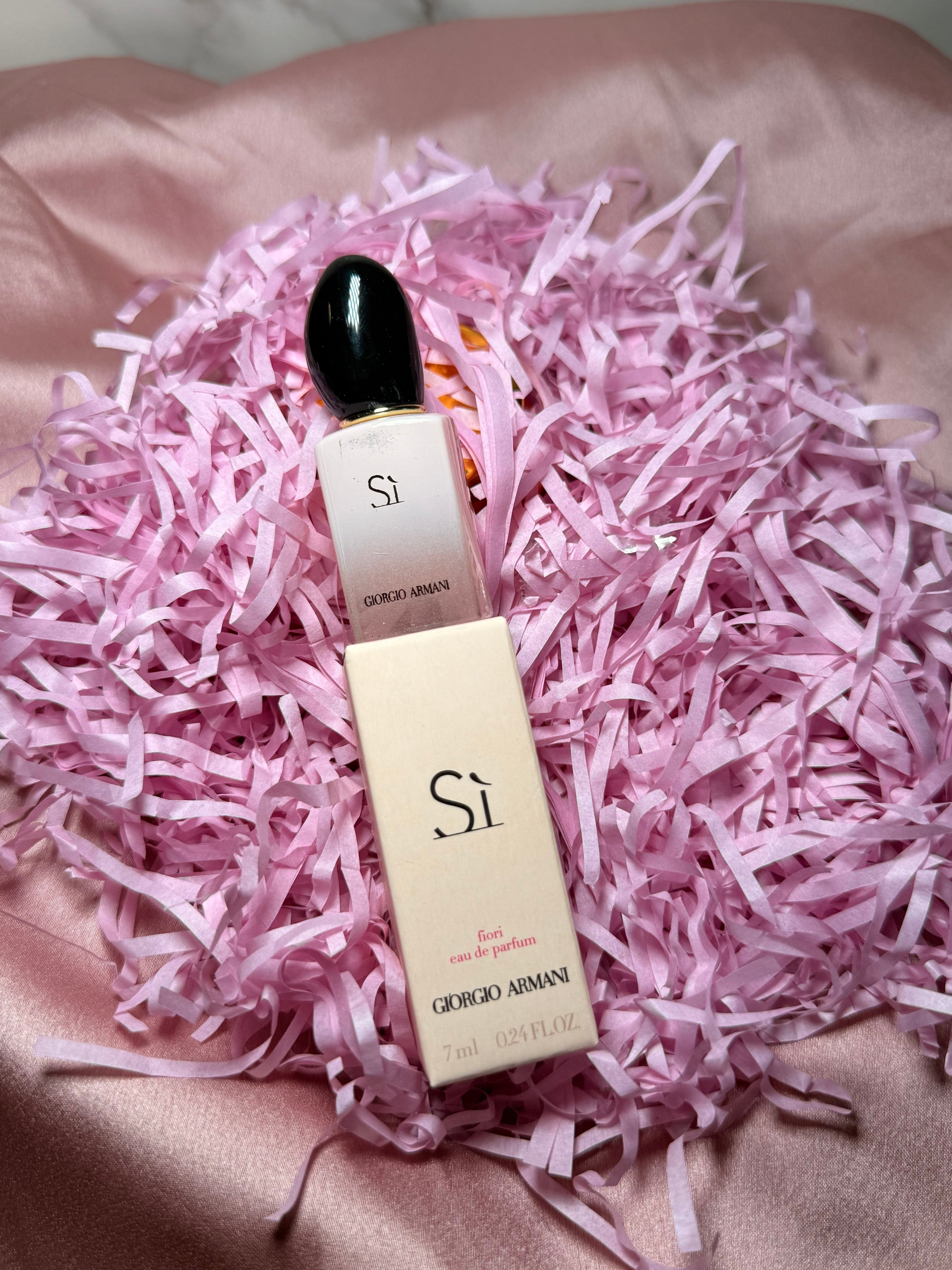 SI- GIORGIO ARMANI